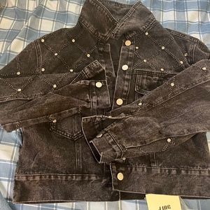 Chic Denim jacket , brand is jing
